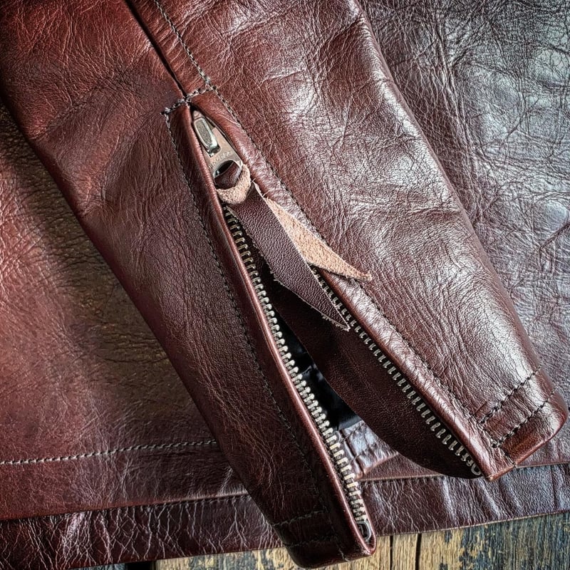 FOUNTAINHEAD LEATHER【Epsilon / ｲﾌﾟｼﾛﾝ 】【BROWN】