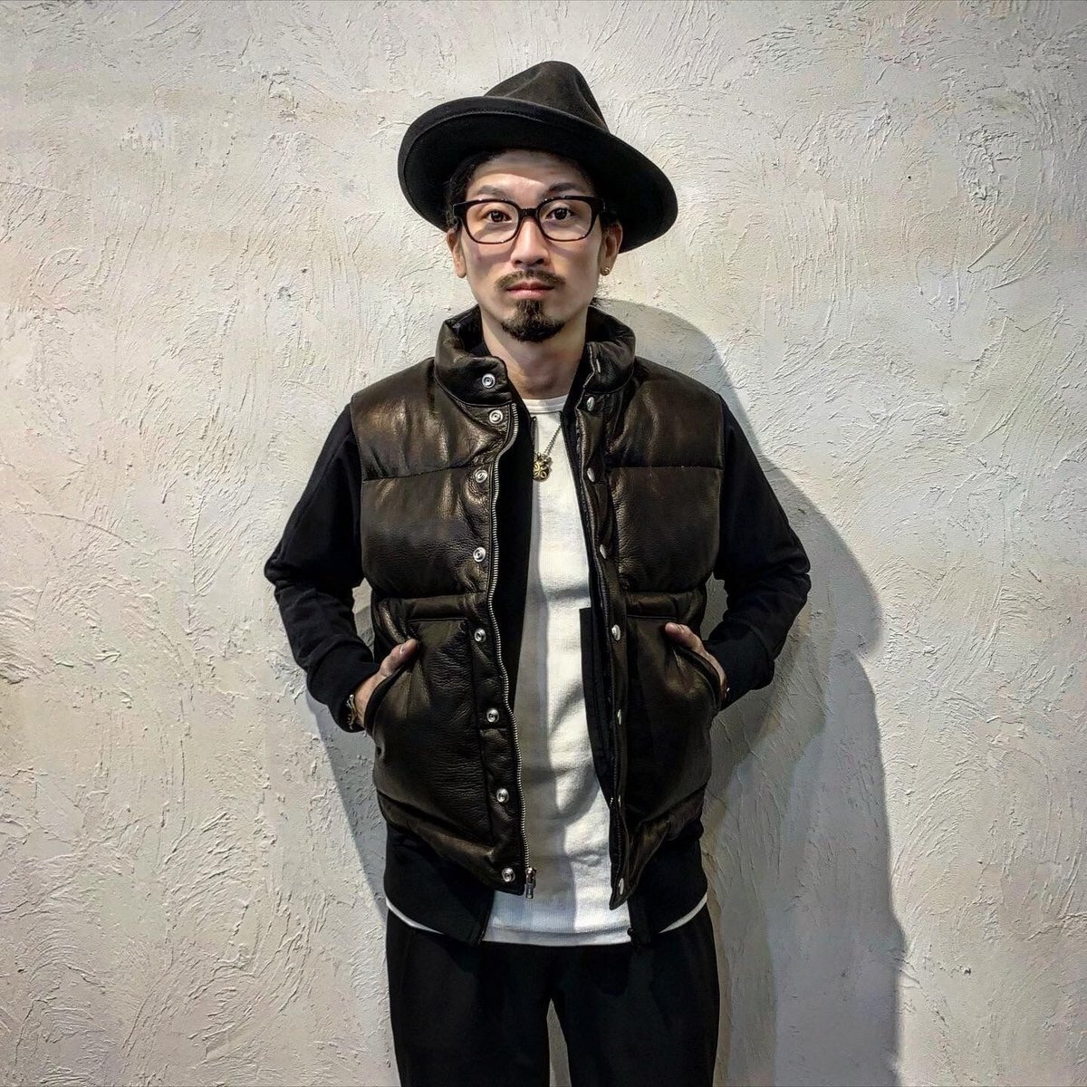 Clutch and Fact クラクト リアル レザー ダウンベスト 黒