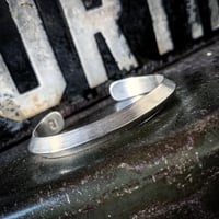 【CELLMAN2DEERMES】  （MASAYOSHI）/ TRIANGLE plane bracelet