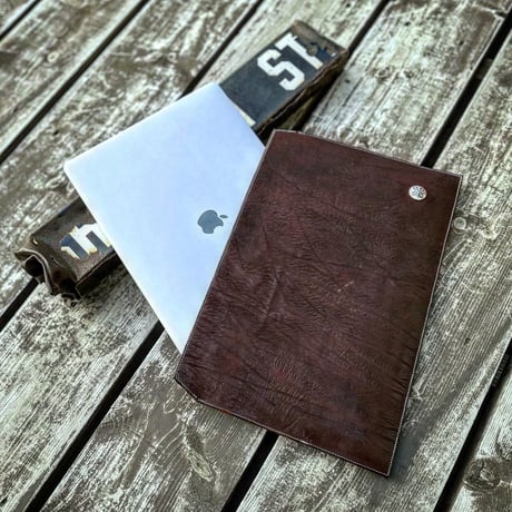 Dutch Leather Company MacBook Pro case & Mouse pad