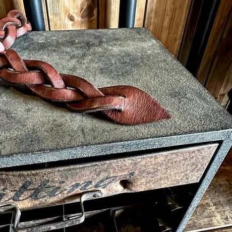 Dutch Leather Company  / Rusted mesh belt　2月末入荷予定！！ご予約