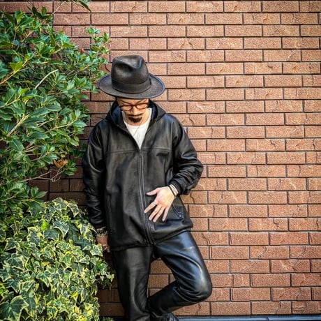 MOSSIR【LOODIE/ﾙｰﾃﾞｨｰ】far infrared radiation leather (ﾌｧｲﾝｸﾘｰｸ)