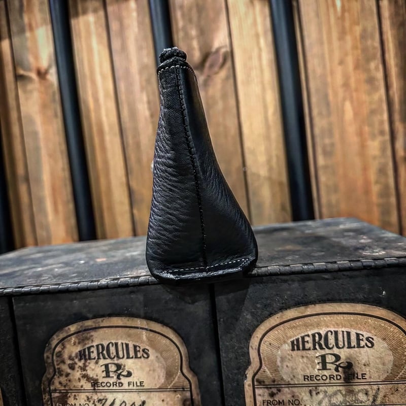 Dutch Leather Company × MASAYOSHI pouch【BLACK s