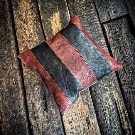 Dutch Leather Company × MASAYOSHI 【Border Cushion Cover】