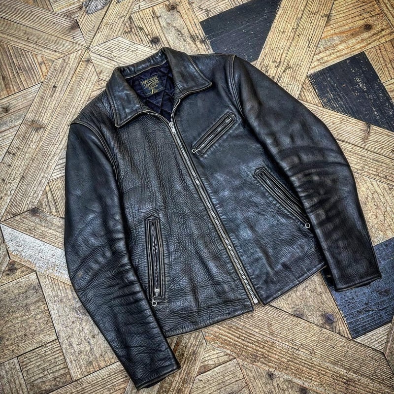 【新品未使用】ファインクリークレザーズ FINE CREEK LEATHERS FINE CREEK LEATHERS【KEY LOCK/ｷｰﾛｯｸ】2026年10月末～20