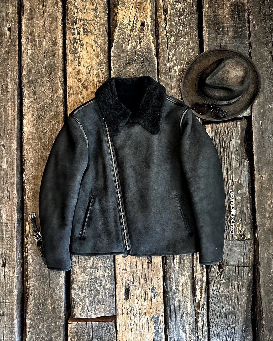 新品未使用　13万安　ファインクリーク レザーズ CWORKS ダウト CWORKS【Dout / ﾀﾞｳﾄ】 Mouton riders jacket (BLACK