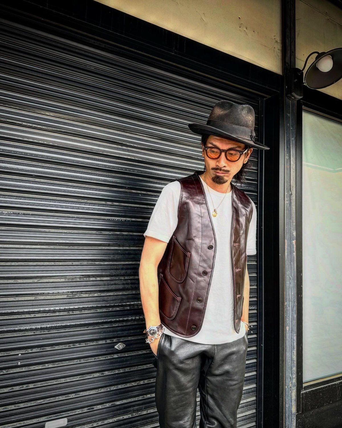 トップス FINE CREEK & CO jefferson 42 FINE CREEK ＆CO 【Jefferson / ｼﾞｪﾌｧｰｿﾝ】 ﾚｻﾞｰﾍﾞｽﾄ(馬革)を