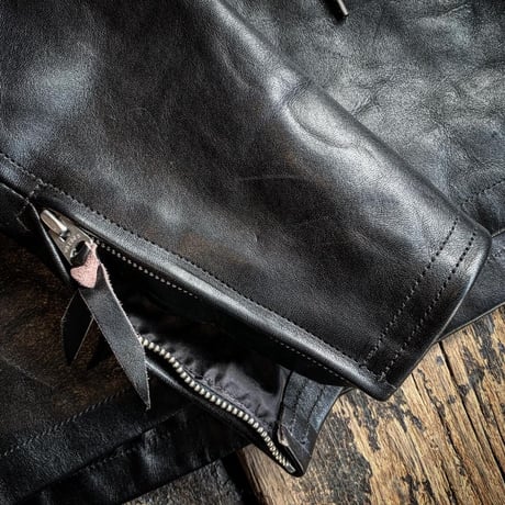 FOUNTAINHEAD LEATHER【Epsilon / ｲﾌﾟｼﾛﾝ 】【BLACK】
