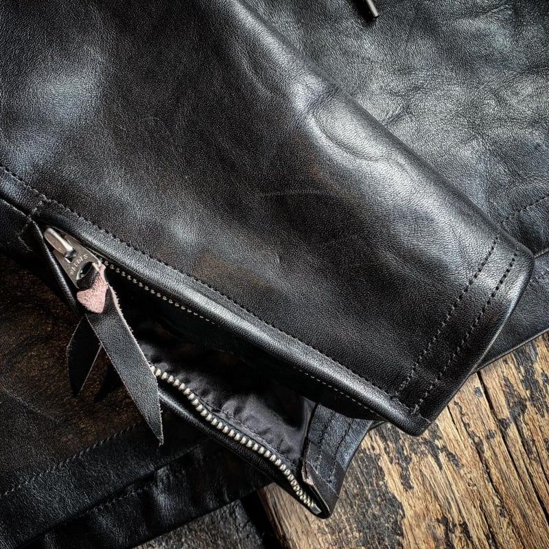 FOUNTAINHEAD LEATHER【Epsilon / ｲﾌﾟｼﾛﾝ 】【BLACK】