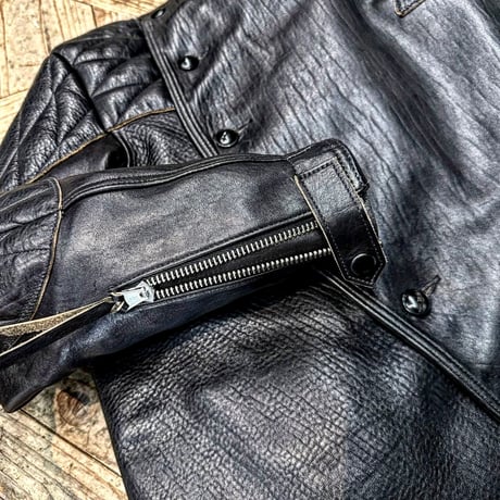 FINE CREEK LEATHERS【Taker / ﾃｲｶｰ】2028年11月〜2029年8月末入荷予定分！！ご予約
