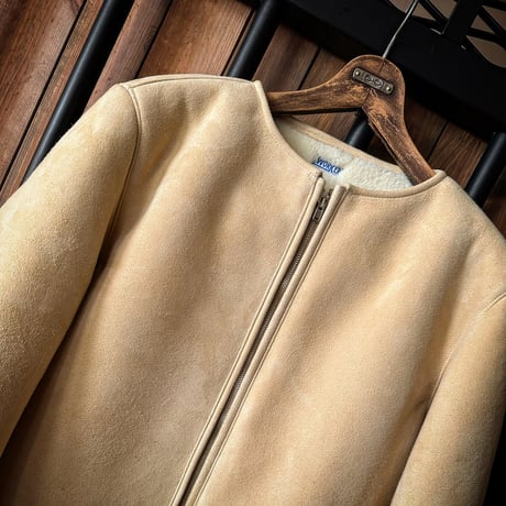 CWORKS【Bouton / ﾊﾞｰﾄﾝ】 Mouton collarless jacket (IVORY) FINE CREEK
