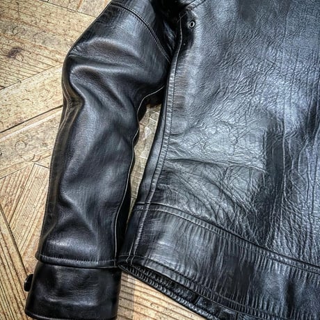 FINE CREEK LEATHERS【Triangle/ﾄﾗｲｱﾝｸﾞﾙ】2027年4月末～2027年10月末入荷予定分！！ご予約