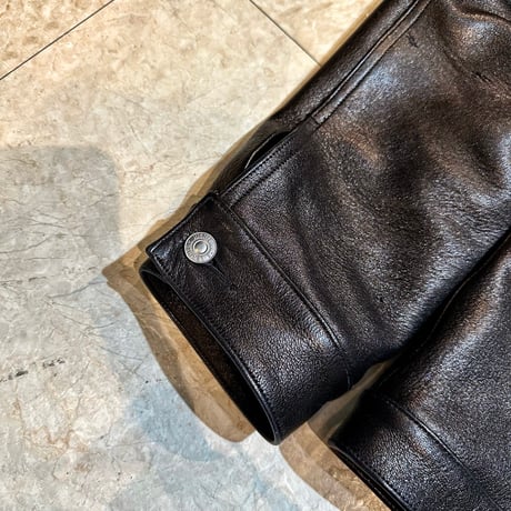 HIGHLARGE LEATHERS【New Castle HTD】1st BLACK 　2026年9月末～2026年12月末入荷予定分！！ご予約