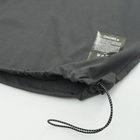 ONORE■ / CHILLINDAHOUSE 19th -Big Logo Tee / GUNMETAL