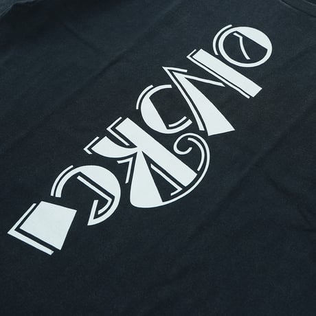 ONORE■ / Raw Type Logo Tee / BLACK