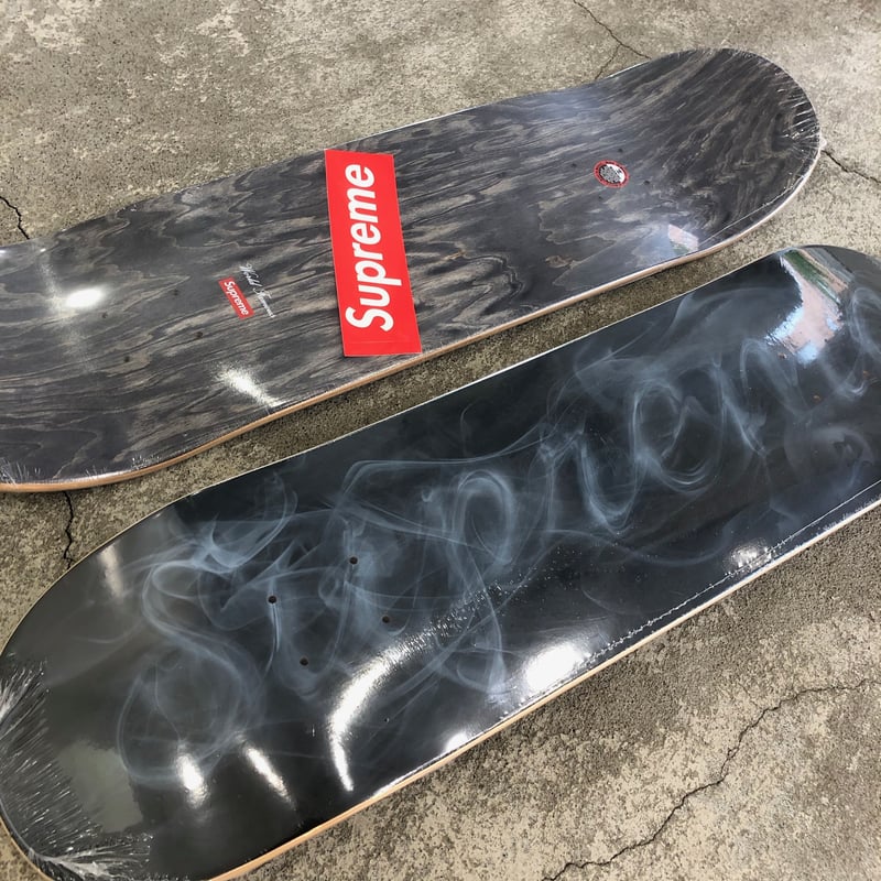 Supreme / Smoke Skateboard / Black / 8.375 | CH...