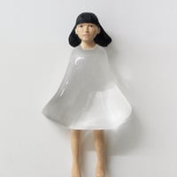 北彩子・壁掛け彫刻作品