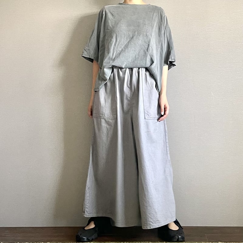 スカートに見えるワイドパンツ□国産8ozデニム□グレー | NUU