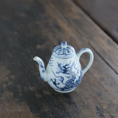 元青花龍紋茶壺 PF211