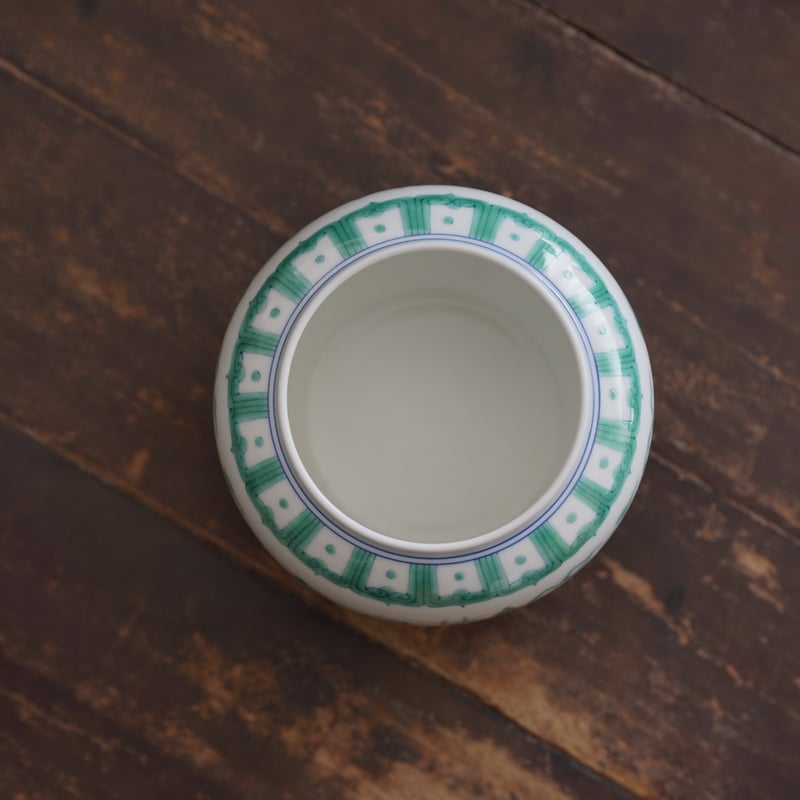 中国美術 緑釉 龍紋 高碗 成化年製 款(A898) 中国美術 緑釉 龍紋 高碗 成化年製 款(A898) 中国美術