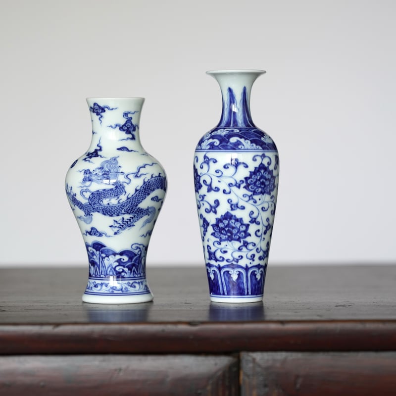 中国美術 清朝期 清代青花纏枝蓮紋花觚 染付蓮紋瓶 唐物 中国美術 清朝期 清代青花纏枝蓮紋花觚 染付蓮