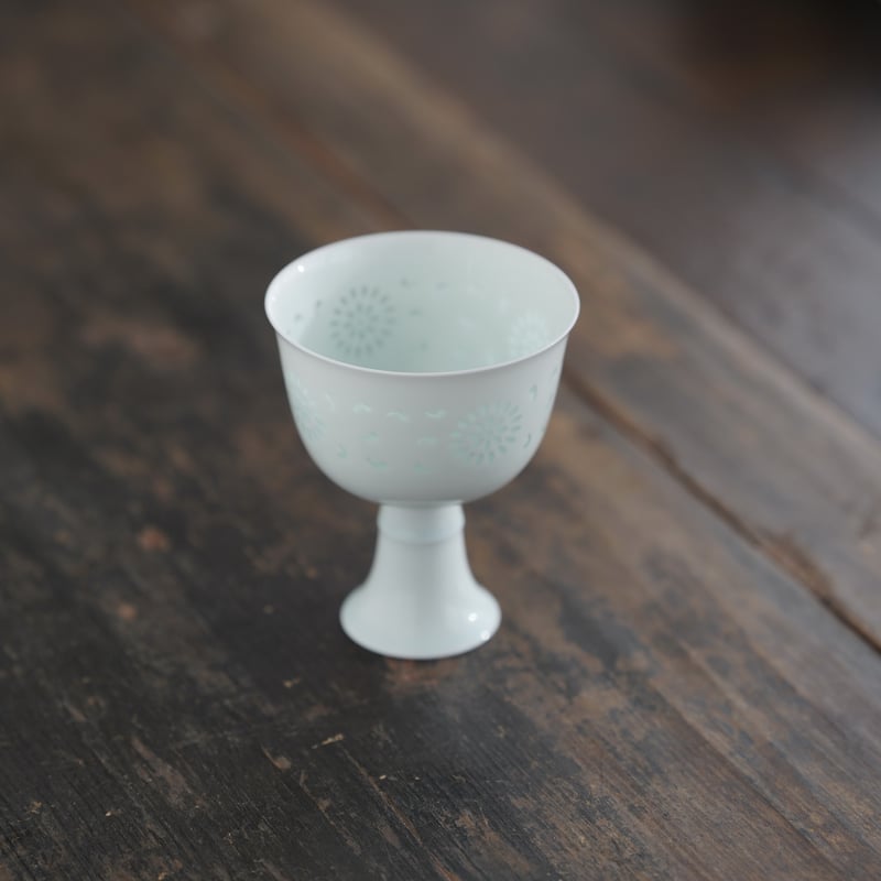 青白磁　轆轤成型 青白磁玲瓏高足杯 PW077 | Looking For 物色