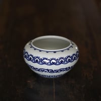 青花宝相文建水 PF241