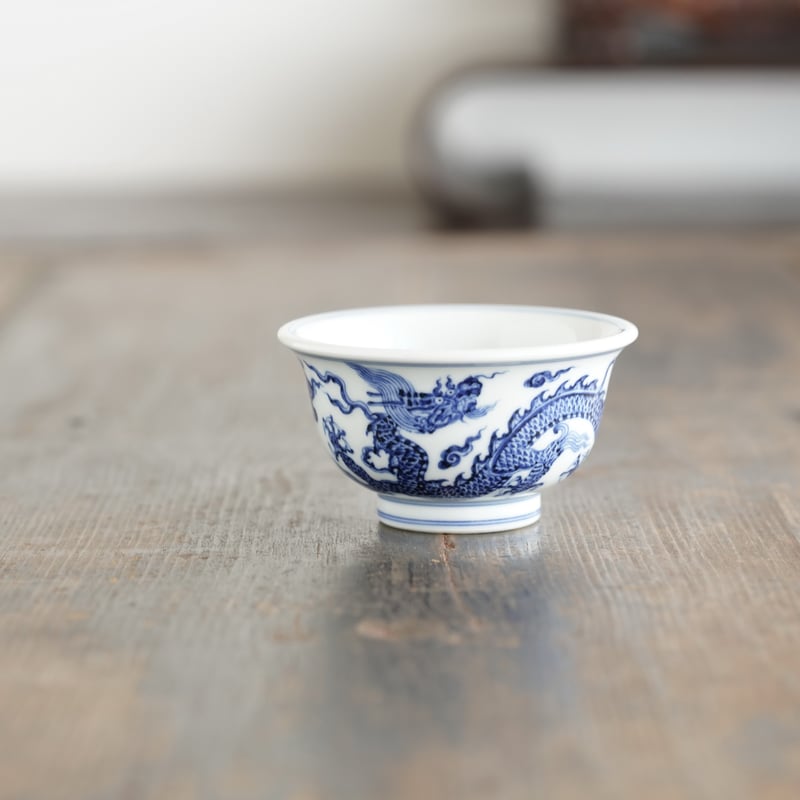 青花龍紋圧手杯 PF227 | Looking For 物色