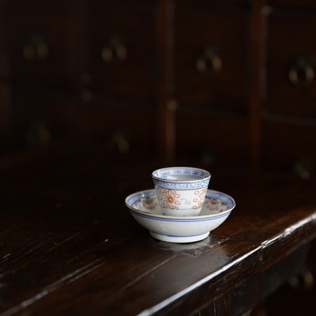 青花描金玲瓏茶杯 PF112