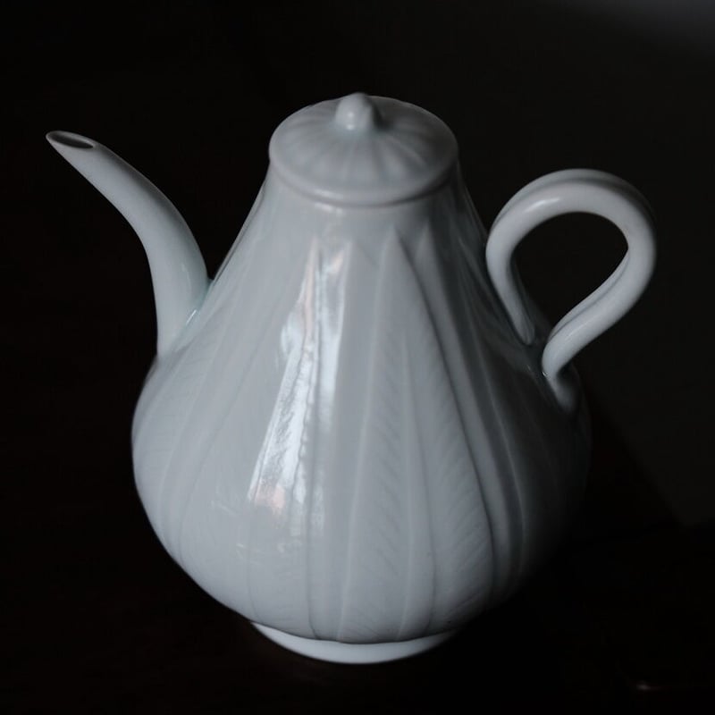 青白磁お銚子 PW055 | Looking For 物色