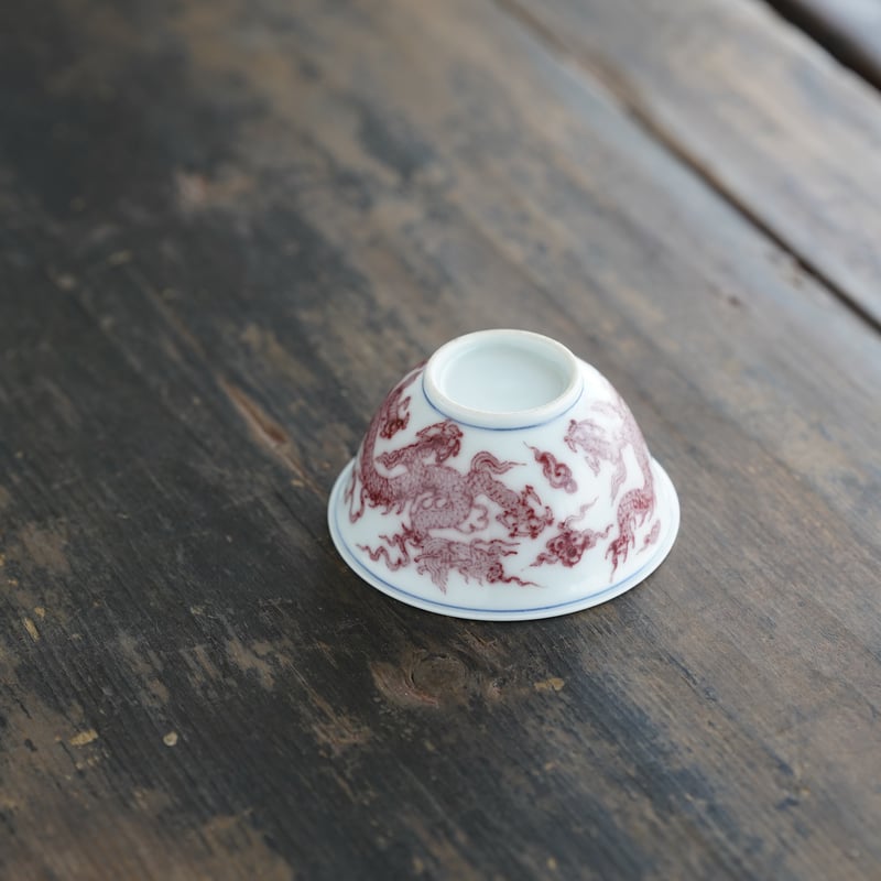 中国古美術・元款青花釉里紅描金彩龍紋琵琶・青花磁・純手描き・陶芸・花瓶・文房具 中国古美術・元款青花釉里紅描金彩龍紋琵琶・青花磁・純手描き・陶芸