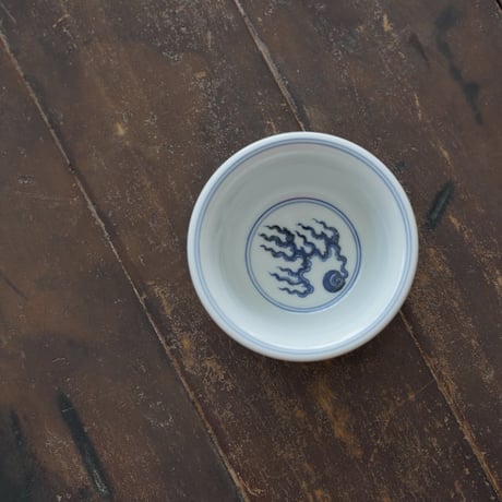 青花龍紋圧手杯 PF227