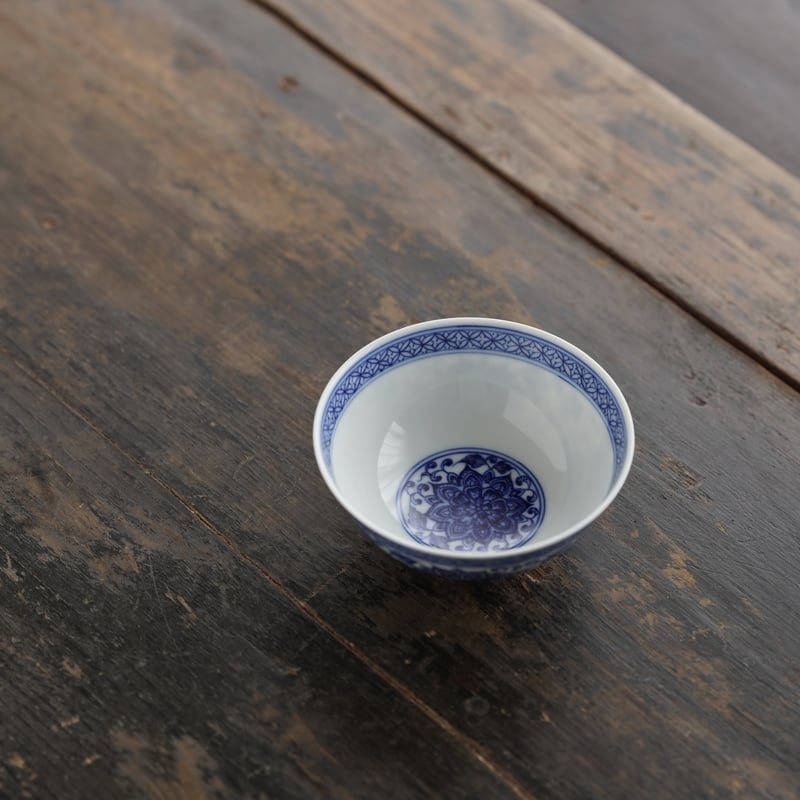青花纏枝蓮紋杯 PF255 | Looking For 物色