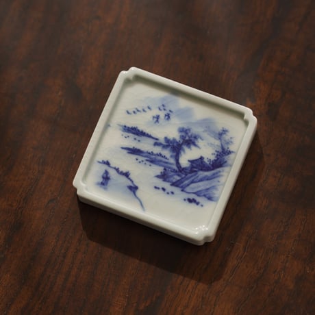 青花山水茶托 PF024