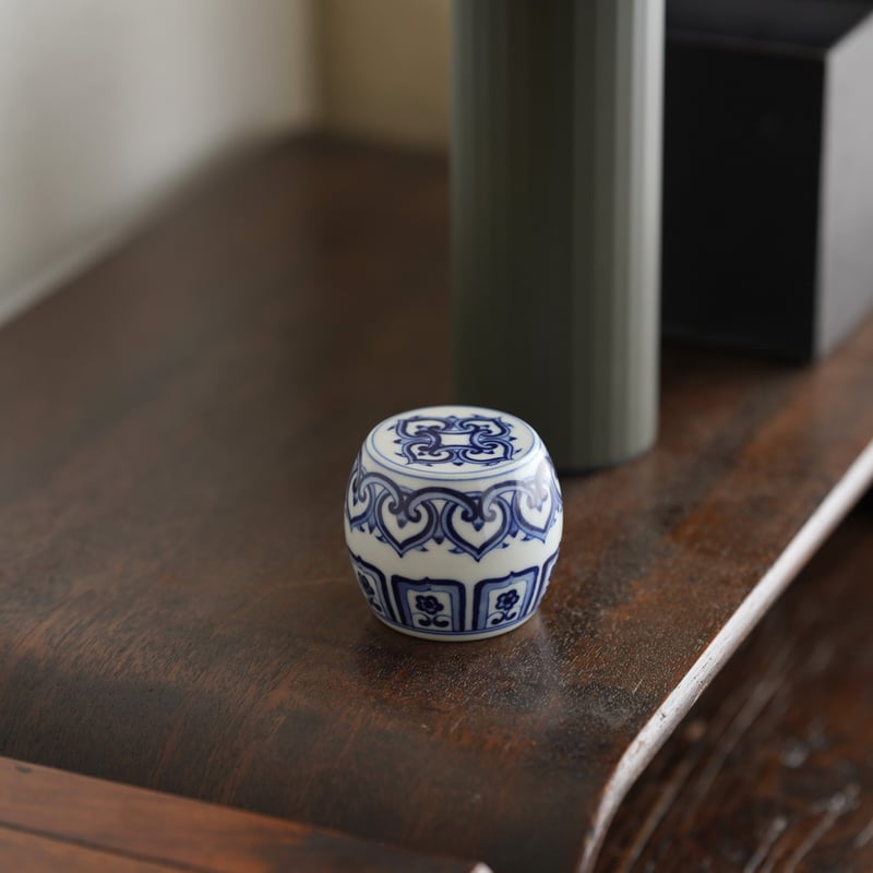 青花宝相蓋置 PF247 | Looking For 物色