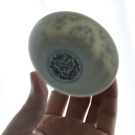 斗彩団菊茶杯 PF156