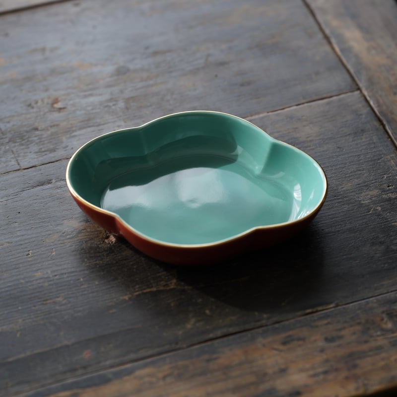 朱釉海棠皿 PB182 | Looking For 物色