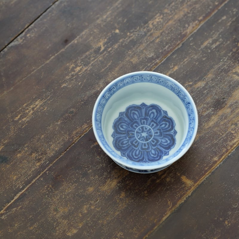 缠枝蓮紋中茶杯 PF236 | Looking For 物色