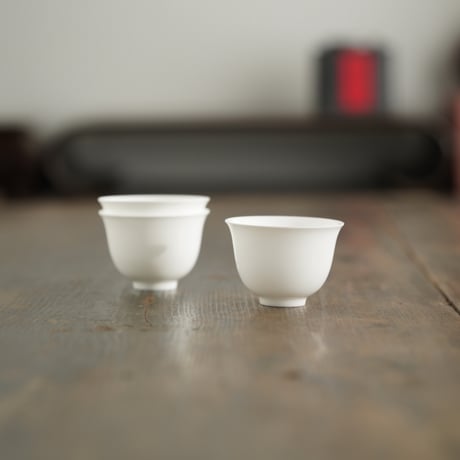 甜白釉茶杯 PB177