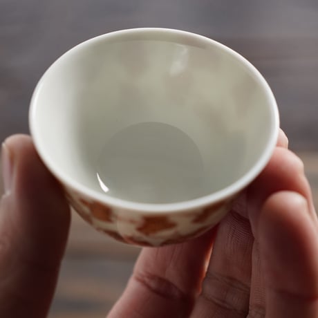 礬紅蝙蝠文茶杯 PA076