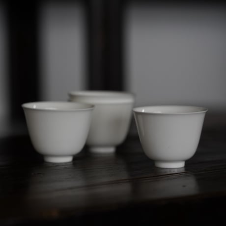 甜白釉茶杯 PB123