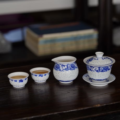 青花玲瓏茶杯 PH017