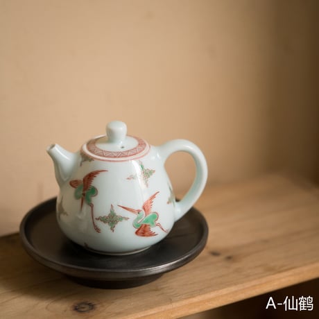 五彩茶壺 PA028