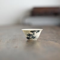 青花松雲紋茶杯 PE018