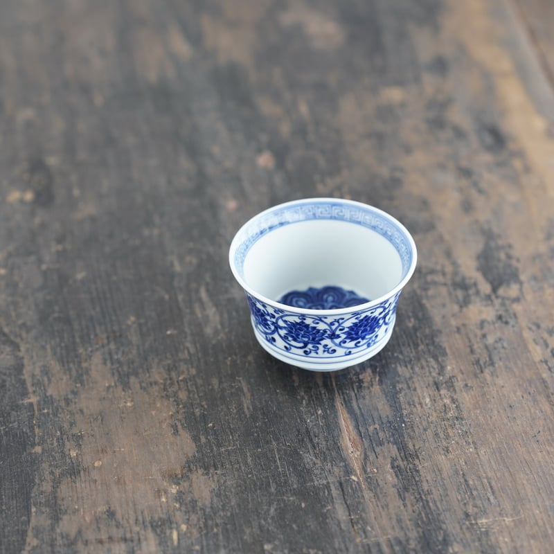 缠枝蓮紋大茶杯 PF235 | Looking For 物色