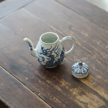 元青花龍紋茶壺 PF211