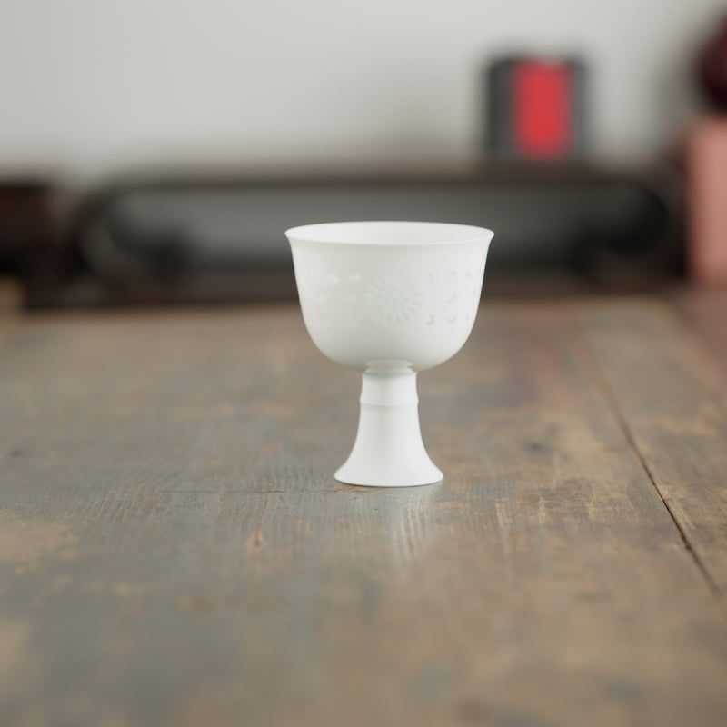 青白磁　轆轤成型 青白磁玲瓏高足杯 PW077 | Looking For 物色