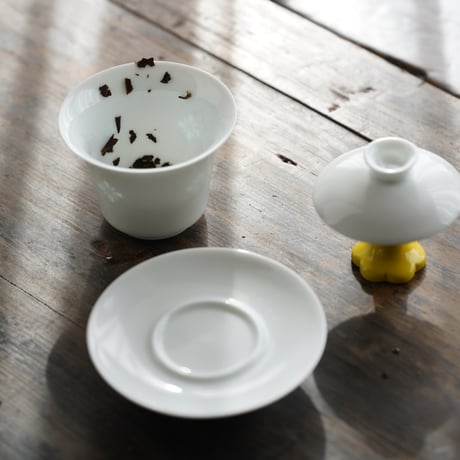 白釉玲瓏蓋碗 PB175