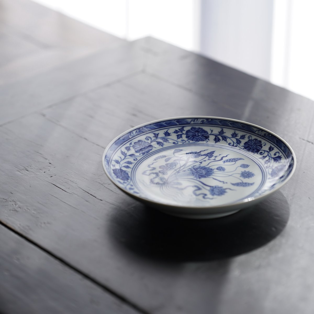中国蓮花紋様青磁鉢 中国蓮花紋様青磁鉢 美術品・アンティーク・コレクション