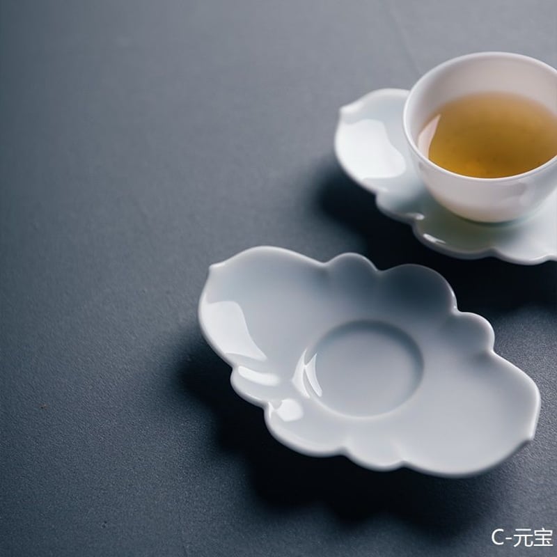 青白磁茶托 PG018 | Looking For 物色